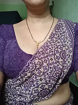 Snapshot of Rosy-B chatting on June 24, 2026, 12:20 am Rosy-B online show from June 24, 2026, 12:20 am