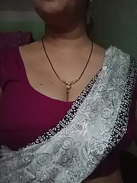 Snapshot of Rosy-B chatting on May 29, 2026, 9:48 am Rosy-B online show from May 29, 2026, 9:48 am