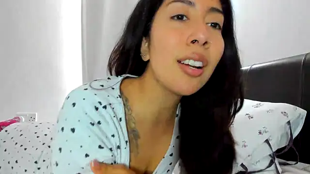 Snapshot of LorenaAnderson chatting on September 13, 2025, 9:42 am LorenaAnderson online show from September 13, 2025, 9:42 am