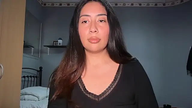 LorenaAnderson online show from April 23, 2026, 8:54 pm