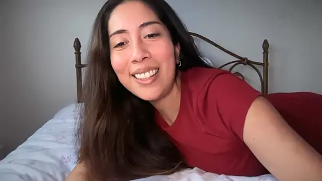 Snapshot of LorenaAnderson chatting on June 7, 2026, 5:51 pm LorenaAnderson online show from June 7, 2026, 5:51 pm