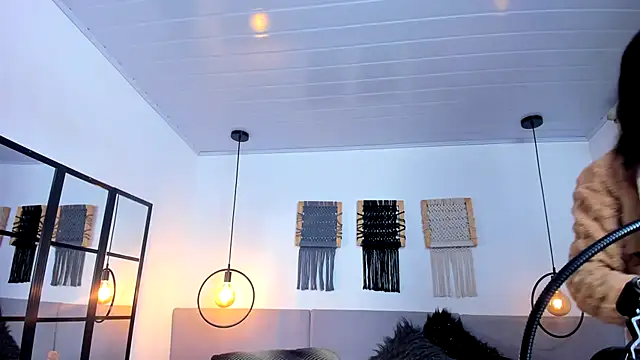 Snapshot of Sweet_camille chatting on November 21, 2025, 2:21 am Sweet camille online show from November 21, 2025, 2:21 am