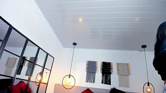 Snapshot of Sweet_camille chatting on December 1, 2025, 2:23 am Sweet camille online show from December 1, 2025, 2:23 am