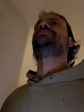 Snapshot of spundaddylive chatting on October 30, 2025, 12:03 pm spundaddylive online show from October 30, 2025, 12:03 pm