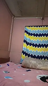 Flirtandfuck0 online show from April 11, 2026, 5:49 pm