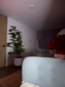 SaraFerreira online show from April 25, 2026, 12:57 am