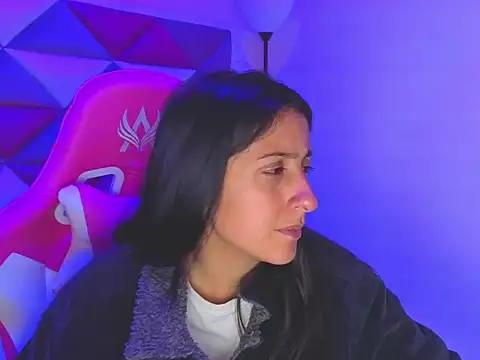 Cameron cutte online show from December 3, 2025, 3:07 am