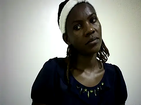 Pierra77 online show from October 3, 2025, 7:10 am