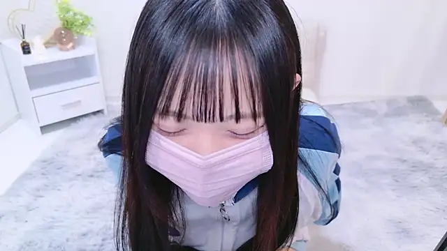 Suzu ch xx online show from February 1, 2025, 2:45 pm