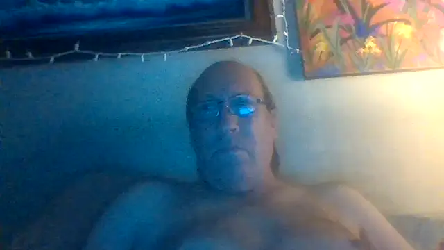 Snapshot of hornyrich69 chatting on November 2, 2025, 7:02 am hornyrich69 online show from November 2, 2025, 7:02 am