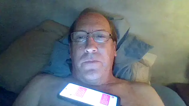 Snapshot of hornyrich69 chatting on September 24, 2025, 6:09 am hornyrich69 online show from September 24, 2025, 6:09 am