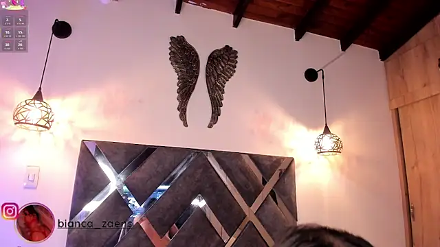 Snapshot of Bianca_zaens2 chatting on December 18, 2025, 11:14 am Bianca zaens2 online show from December 18, 2025, 11:14 am