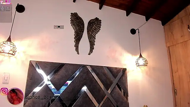 Snapshot of Bianca_zaens2 chatting on January 16, 2026, 11:25 am Bianca zaens2 online show from January 16, 2026, 11:25 am