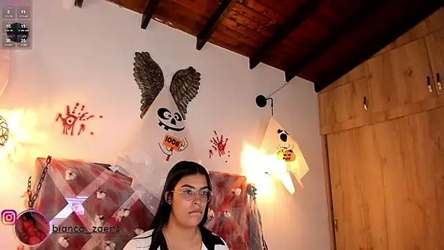 Snapshot of Bianca_zaens2 chatting on October 23, 2025, 12:37 pm Bianca zaens2 online show from October 23, 2025, 12:37 pm