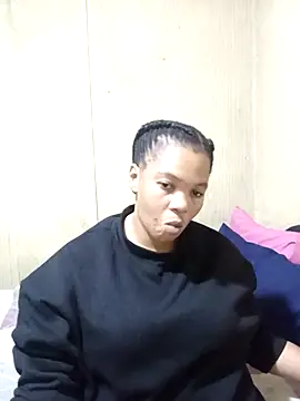 FreakyAngel3X online show from December 4, 2025, 7:35 pm