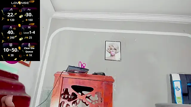 Jimena Grey online show from April 16, 2026, 12:44 am