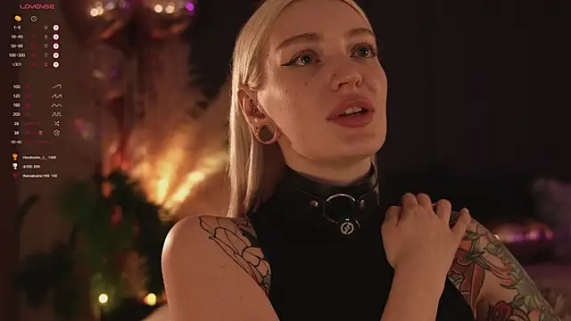 LinaKinky online show from February 13, 2025, 6:05 pm