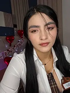 miel gomez online show from February 17, 2026, 10:18 pm