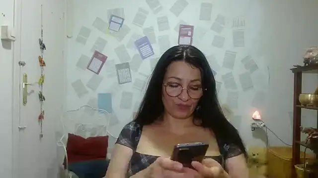 KeisyNeonX online show from May 21, 2026, 7:55 pm