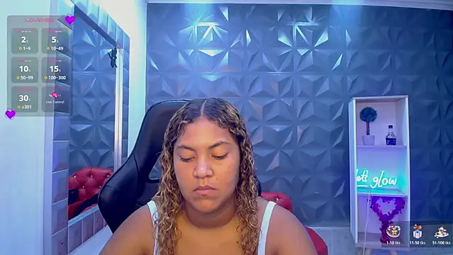 Cristal War online show from April 7, 2026, 10:55 pm