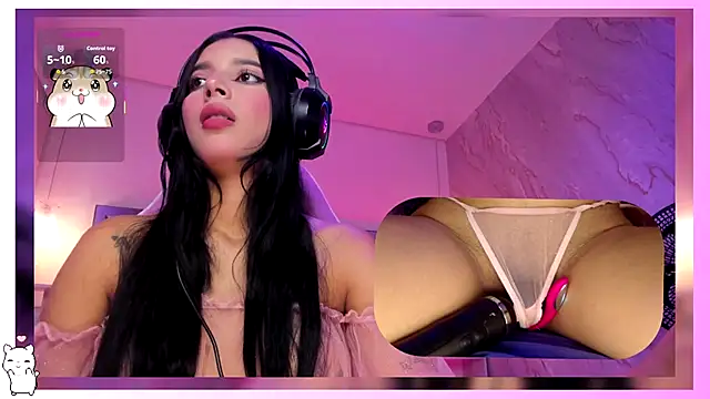 SweetieCloe  online show from March 12, 2026, 8:46 pm