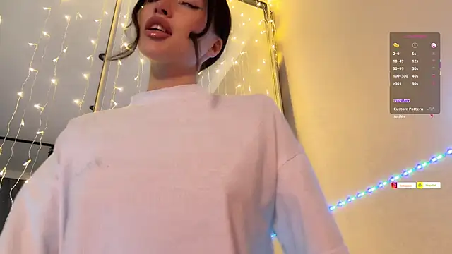 Snapshot of ellie_miu chatting on January 13, 2026, 9:41 pm ellie miu online show from January 13, 2026, 9:41 pm