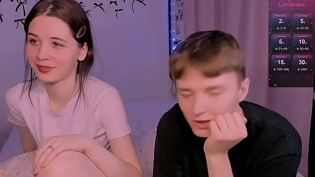 Snapshot of CoddleWeeper_ chatting on March 17, 2026, 3:04 pm CoddleWeeper online show from March 17, 2026, 3:04 pm