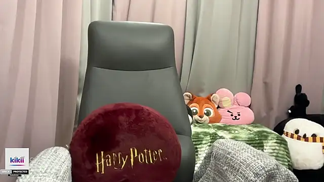 Unique-Beauty online show from February 1, 2026, 2:15 pm