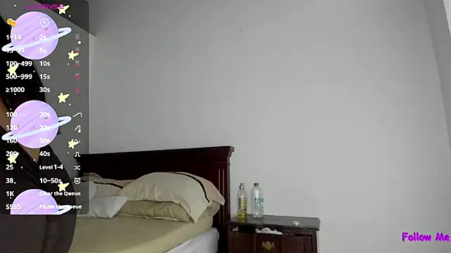 cherrycurvyyy online show from February 24, 2026, 12:17 pm