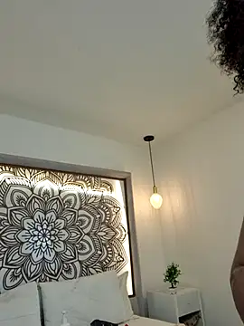 Selket11 online show from November 7, 2025, 11:37 am