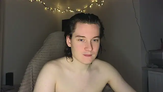 MoreRealAlex online show from December 1, 2025, 12:06 pm