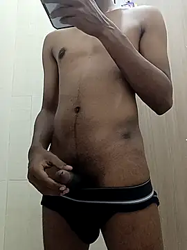 Snapshot of JerryJerome01 chatting on February 22, 2025, 9:15 pm JerryJerome01 online show from February 22, 2025, 9:15 pm