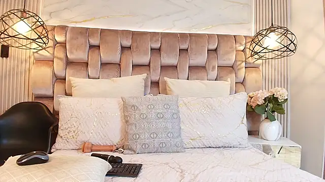 Snapshot of JenSexy_ chatting on December 2, 2025, 6:42 pm JenSexy online show from December 2, 2025, 6:42 pm