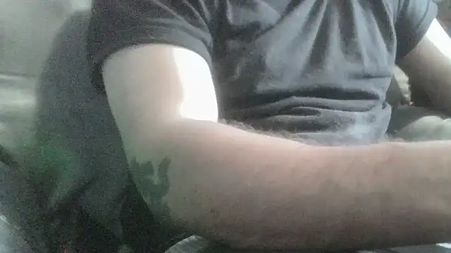 robeaulieu02 online show from February 22, 2025, 8:42 pm