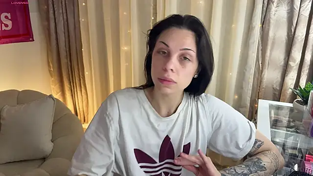 NattyFierros online show from May 26, 2026, 8:01 am