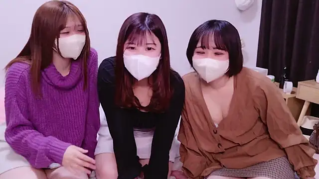 Snapshot of ManaMi-maru chatting on March 17, 2025, 11:21 am ManaMi-maru online show from March 17, 2025, 11:21 am