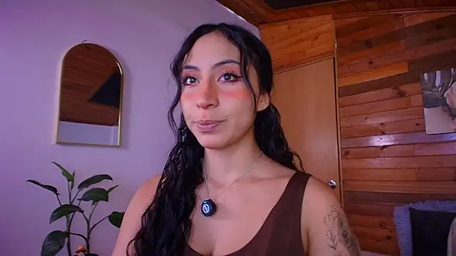 Snapshot of amber_curly chatting on July 14, 2026, 8:37 pm amber curly online show from July 14, 2026, 8:37 pm