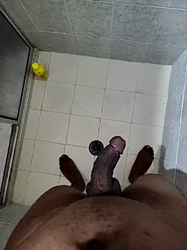 Negrotnt11 online show from November 6, 2025, 1:09 am