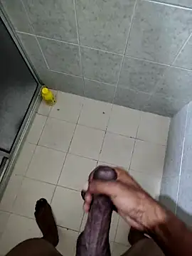 Negrotnt11 online show from November 17, 2025, 6:45 pm