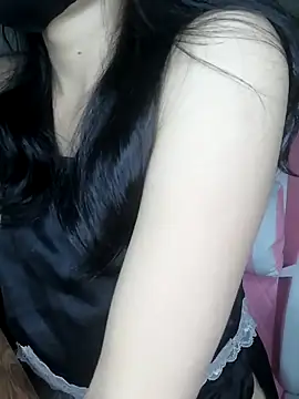 Snapshot of _Linez_ chatting on March 15, 2025, 2:23 pm  Linez  online show from March 15, 2025, 2:23 pm