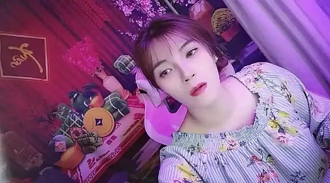 Snapshot of Sugar_lipsz chatting on February 7, 2025, 3:45 am Sugar lipsz online show from February 7, 2025, 3:45 am