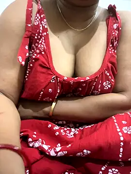 Snapshot of Nancy-22 chatting on November 25, 2025, 11:10 am Nancy-22 online show from November 25, 2025, 11:10 am