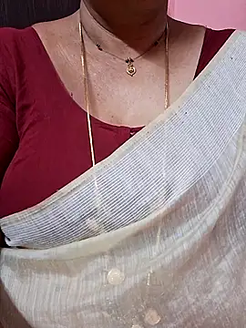 ananya956 online show from April 11, 2026, 3:25 am