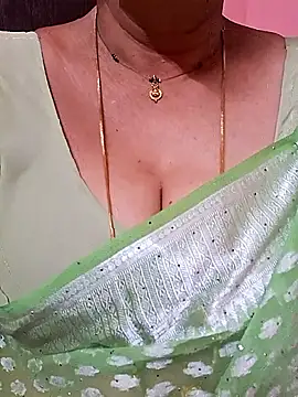 ananya956 online show from April 10, 2026, 9:49 am