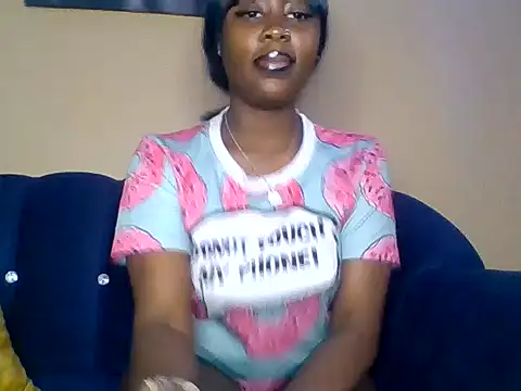 Lyiaspark online show from February 16, 2025, 5:48 pm