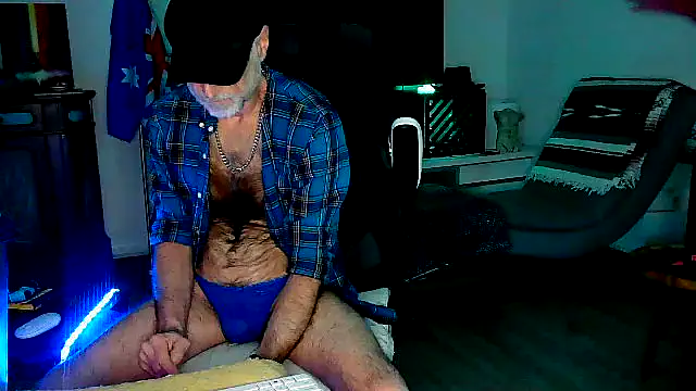 Towndude123 online show from February 27, 2026, 5:51 am