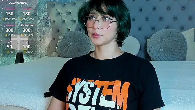 Snapshot of Ramona_Flower chatting on June 22, 2026, 11:40 am Ramona Flower online show from June 22, 2026, 11:40 am