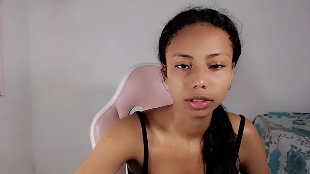 Snapshot of jasmin_brunette_ chatting on November 10, 2025, 12:10 pm jasmin brunette online show from November 10, 2025, 12:10 pm