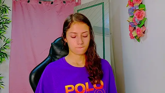 scarlet-jonesx online show from February 25, 2026, 1:28 am