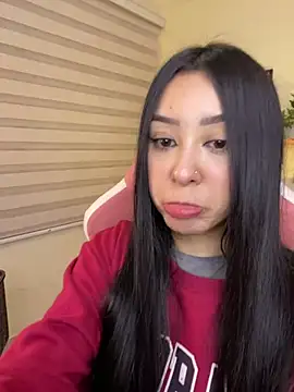 Snapshot of Starliee__ chatting on February 7, 2026, 12:07 am Starliee online show from February 7, 2026, 12:07 am